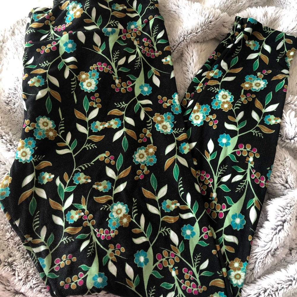 Tall&Curvy lularoe leggings